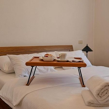 Villa Casa Lutoma Kmeti Esterno foto