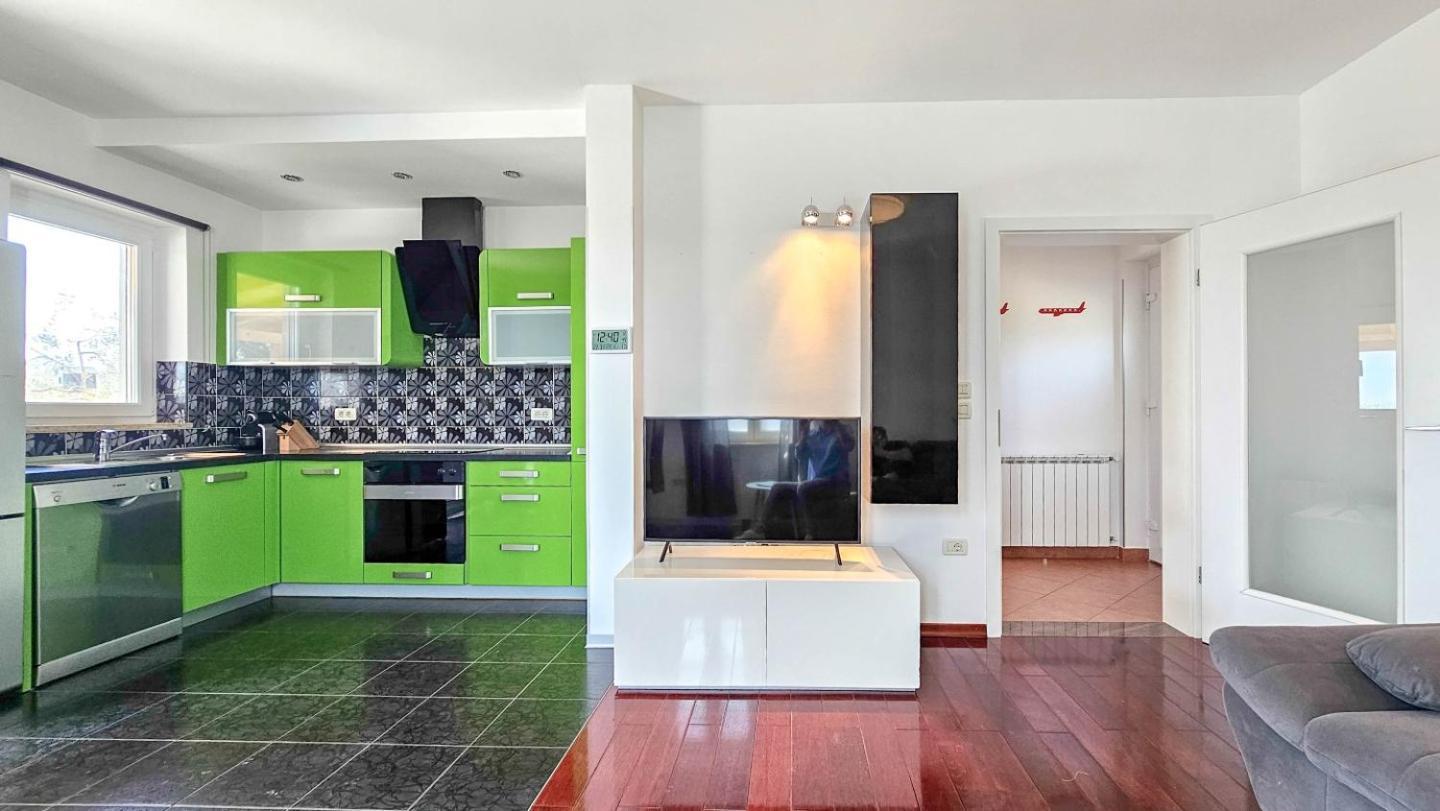Villa Casa Lutoma Kmeti Esterno foto