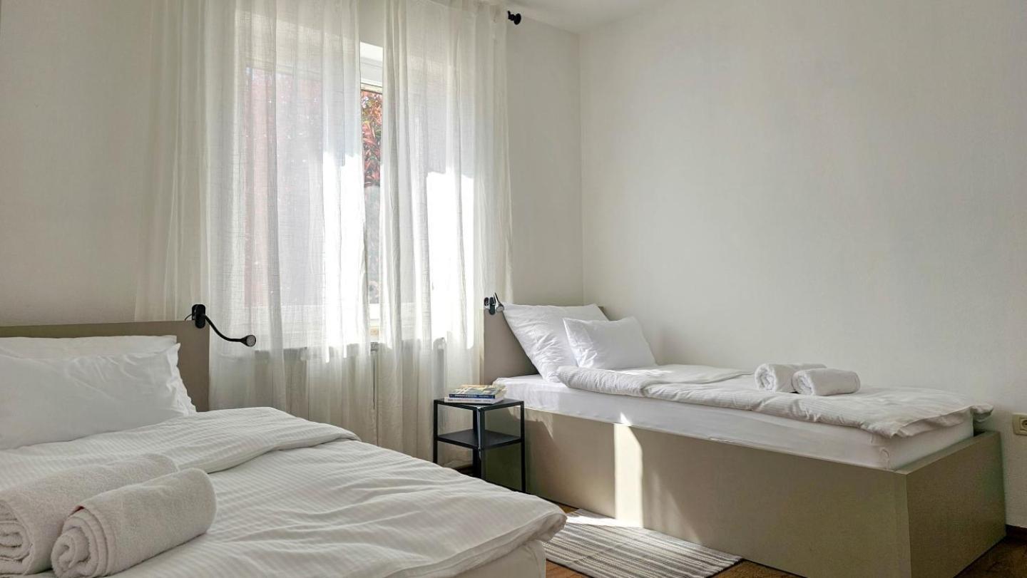 Villa Casa Lutoma Kmeti Esterno foto