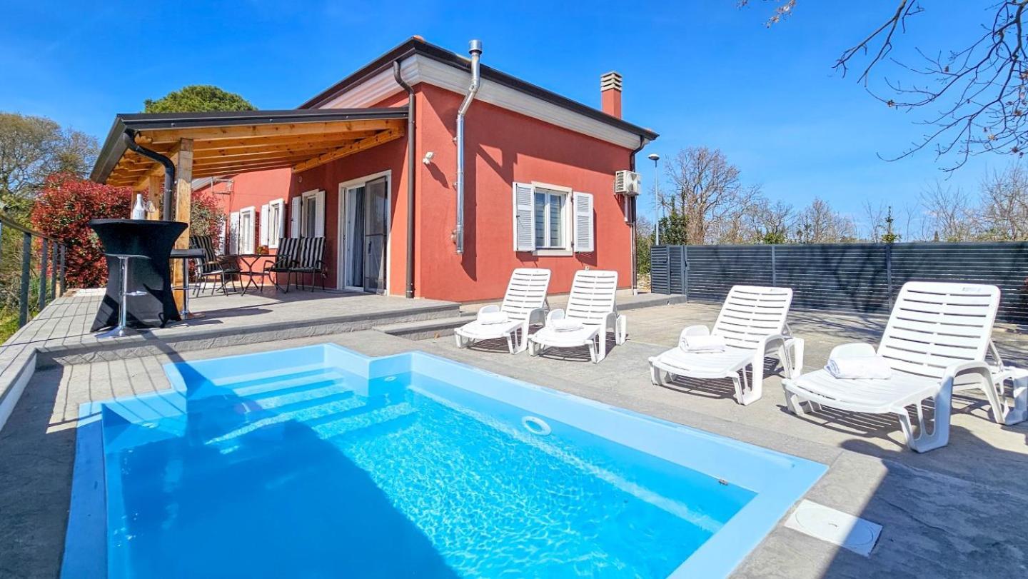 Villa Casa Lutoma Kmeti Esterno foto