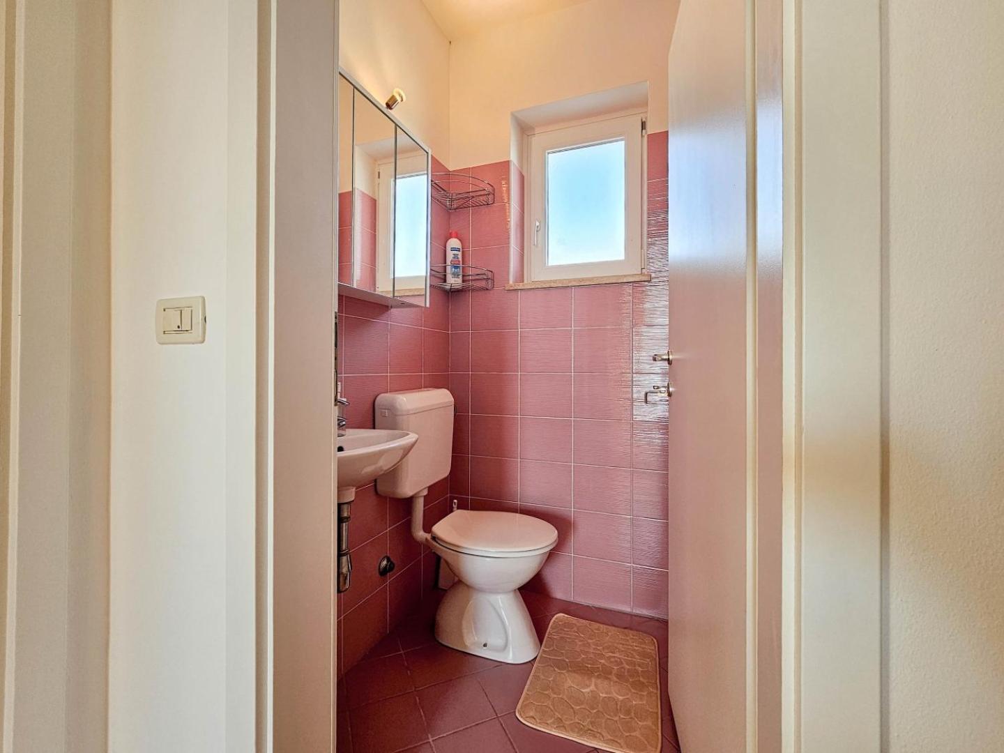 Villa Casa Lutoma Kmeti Esterno foto