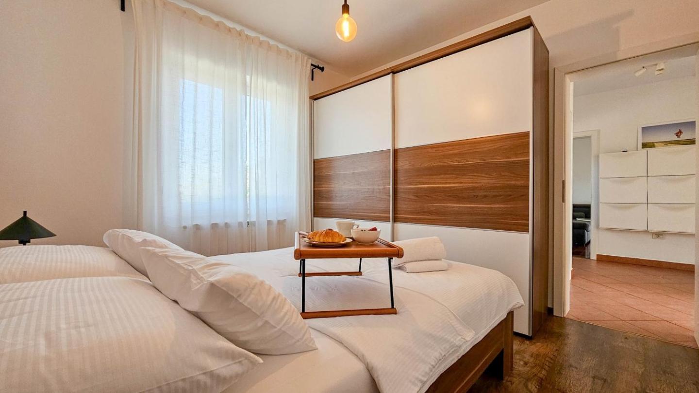 Villa Casa Lutoma Kmeti Esterno foto