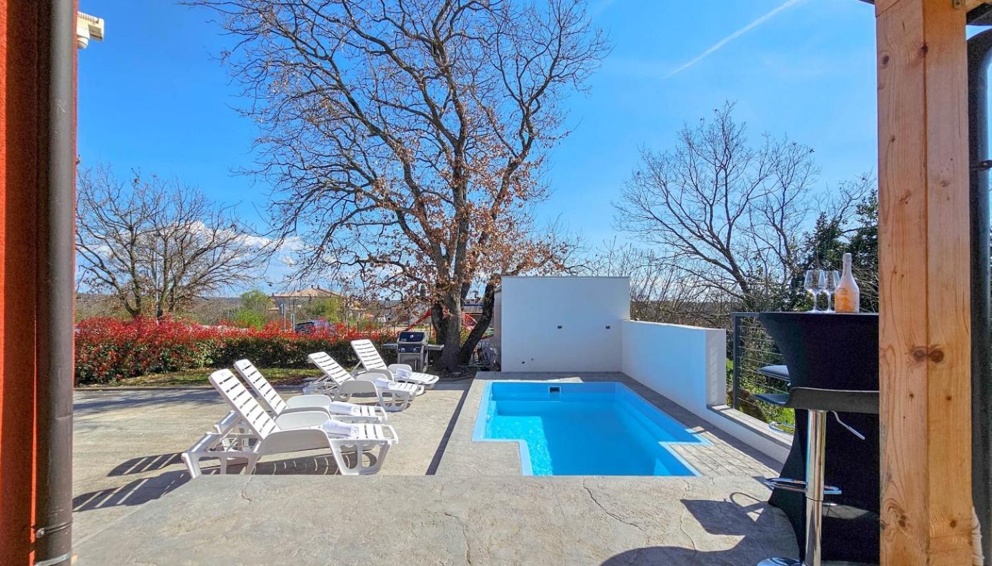 Villa Casa Lutoma Kmeti Esterno foto